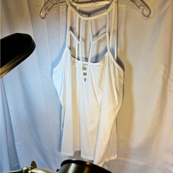 Venus White Strappy Camisole Tank Top Women’s Size L Lined Summer” Casual Sexy” - Picture 2 of 6